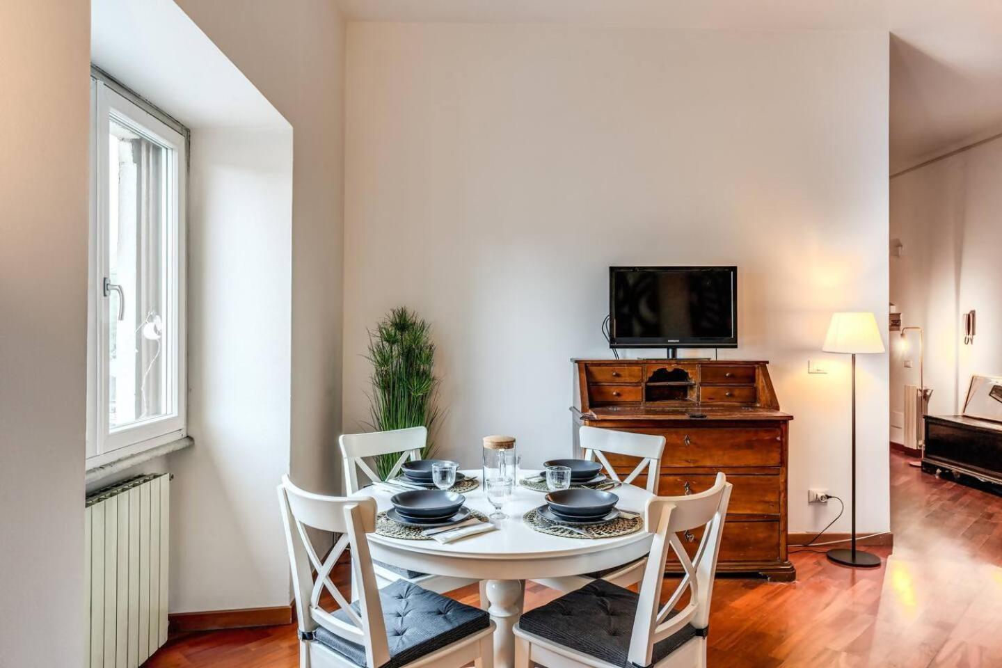 רומא Splendid Flat On The Tiber River מראה חיצוני תמונה
